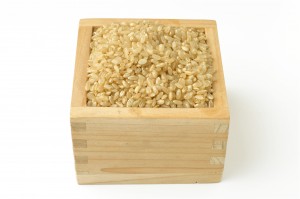 玄米は便秘解消に効果はあるの？白米と比べて食物繊維は豊富なの？