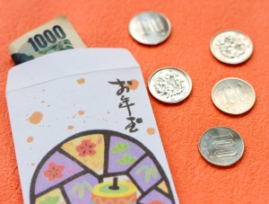 お年玉は何歳からあげるの？渡す金額はいくらぐらい？