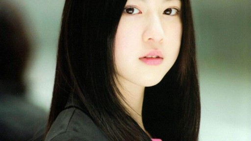 三吉彩花の彼氏は誰？気になるカップはいくつなの？