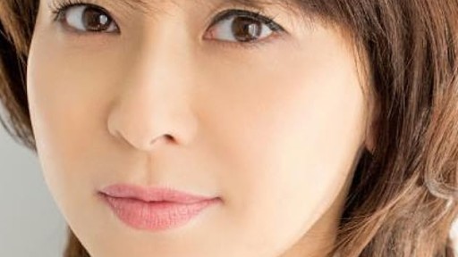 森高千里は奇跡の45歳！劣化知らずで未だに美脚でミニスカが似合う！